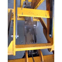Hydraulic lifting table, 1 t, with foot pump